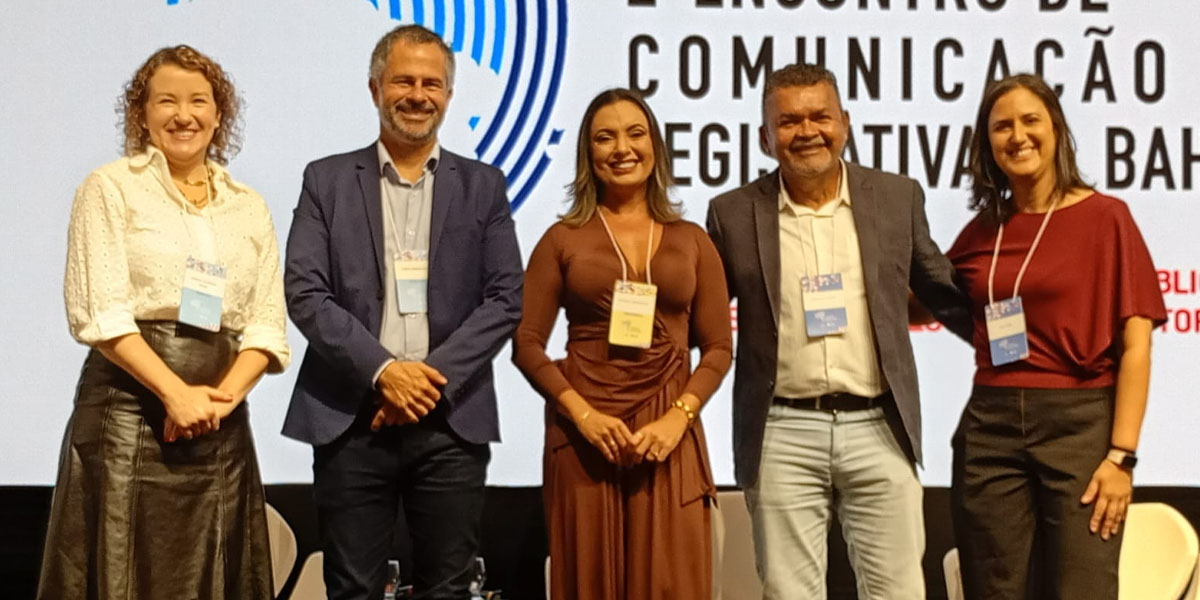 Encontro organizado pela TV ALBA debateu democracia, comunicação e eleições