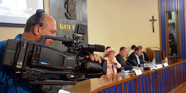 TV Câmara em canal aberto: transparência e democratização da informação